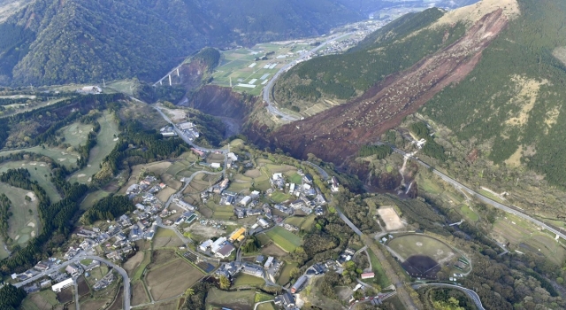 航拍日本九州7.3级地震真实现场 上百份受伤