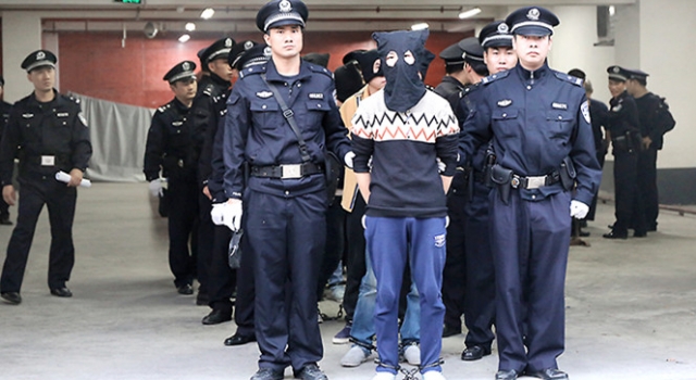 安徽最大涉黑案一审 黑老大靠武力称霸涉及多宗罪