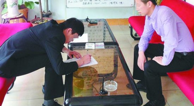房产中介贩卖客户个人信息 市民买卖房都要遭黑手