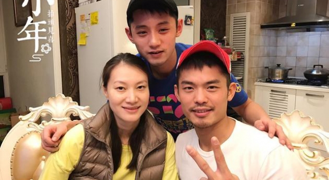 张继科晒与林丹夫妻合照 林丹出轨门后首次与娇妻同框
