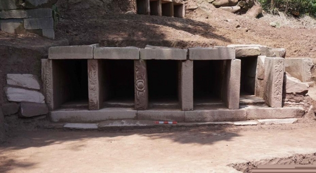 重庆巴南区发现35座宋明墓葬群 已出土完整宋代琉璃簪
