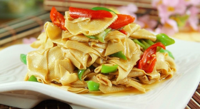 这道美食对我有种特殊的情感 是我做梦都想吃的一道菜