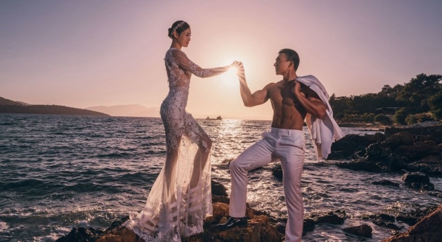 刘畊宏王婉霏锡婚写真曝光 原来小泡芙的妈妈这么美