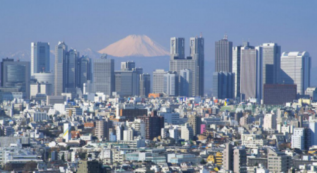 日本跟团游购物陷阱, 日本大爷称你们真有钱