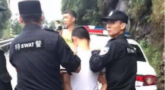 二十岁温州女孩滴滴顺风车遇害 滴滴打车再次被推上风口浪尖