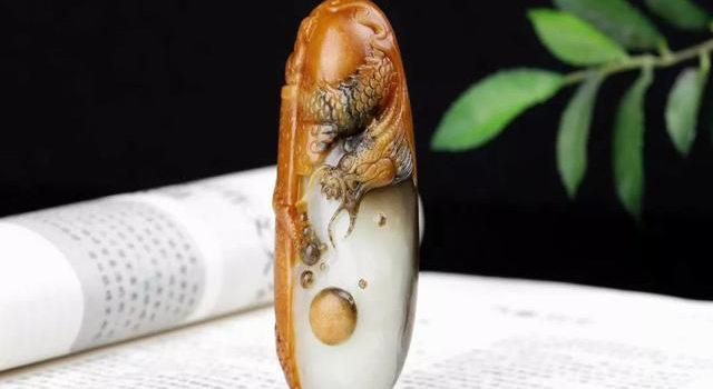 大家认为的最适合男士佩戴的挂饰,你拥有几件?