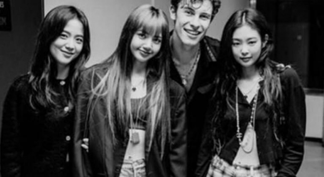 萌德与blackpink合影 网友:这是什么神仙同框!