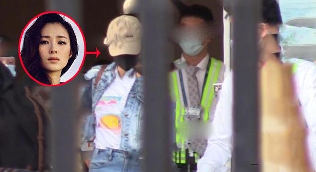江一燕疑未婚生女,带宝宝机场低调现身,为避嫌助理推婴儿车