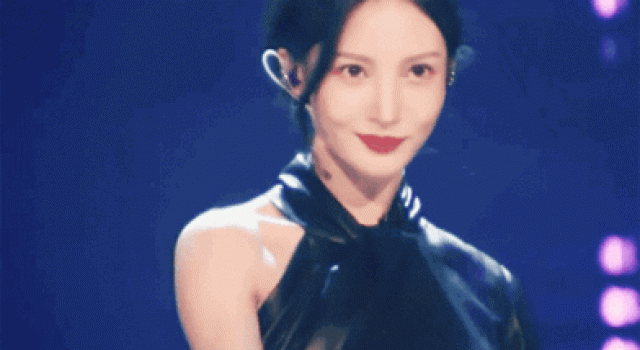 不得不承认金晨的美是最稀缺又独特的明艳大美人类型