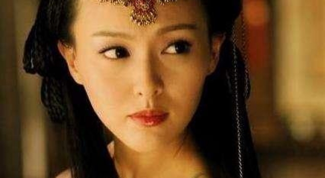 2020年了,杨幂都转型演反派了,唐嫣怎么还在演这种傻白甜?