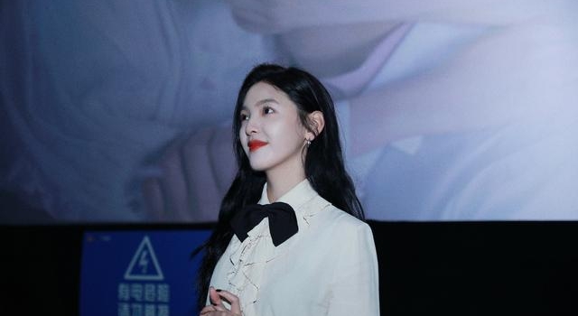 《如果声音不记得》长沙点映 章若楠郭姝彤为抑郁症群体打气