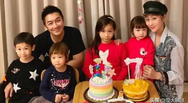 陈浩民为娇妻庆生不舍得花钱?和自己豪华生日成对比,网友:缺钱