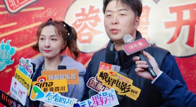 来蓉开火锅店,问及与沈梦辰婚期,杜海涛却搬出了吴昕