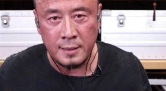 杨坤直播时满脸通红,网友:这是被煮了吗?