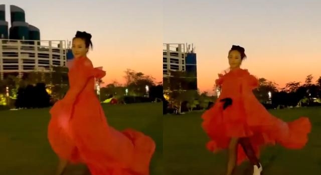 TVB女星对镜撩裙子,不慎露出打底裤,恋上赌王儿子四年仍未嫁