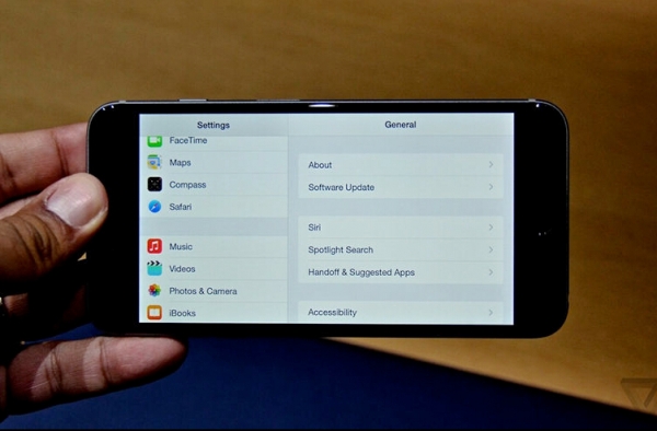 苹果iPhone 6 Plus高清图片释出 多界面横屏模式
