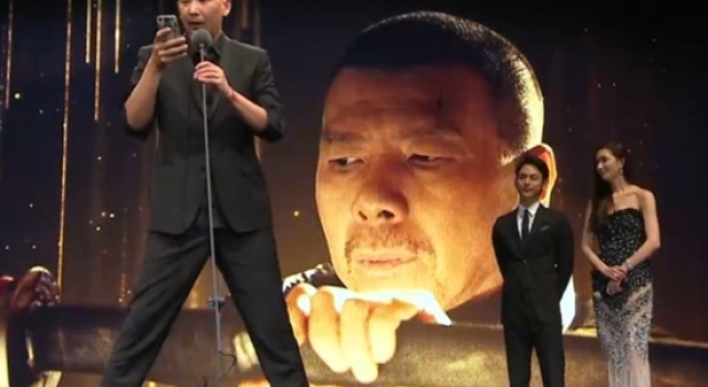 冯小刚获金马影帝 冯小刚金马称帝有预兆
