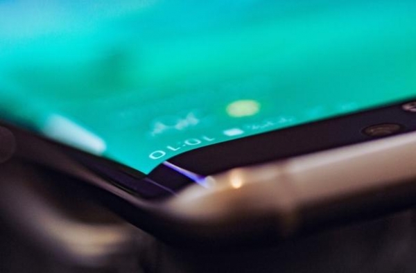 三星Galaxy S7明年出击 配microSD卡槽