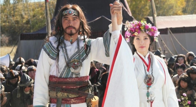 《芈月传》义渠君和芈月在一起了?义渠君最终结局怎么样?