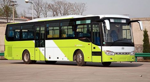 奇葩！女子半夜打车软件叫车 5分钟后开来一辆公交车