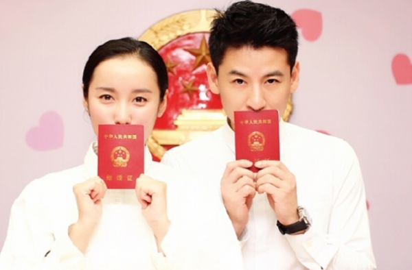 “东华上仙”钱泳辰晒结婚证 揭钱泳辰老婆吕一个人资料