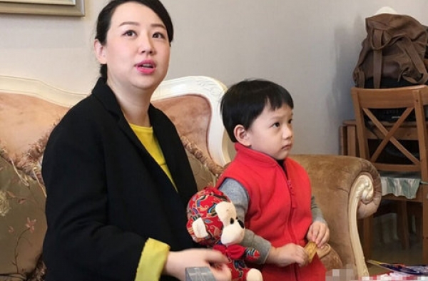 关凌二胎女儿出生 “机关枪”的妹妹“姬关花”来啦！