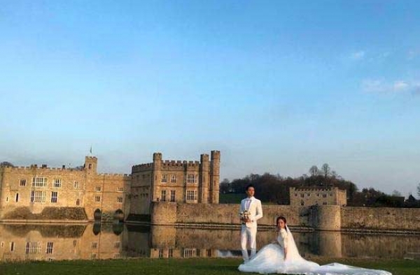 杨怡罗仲谦姐弟恋修成正果 已在英国注册结婚