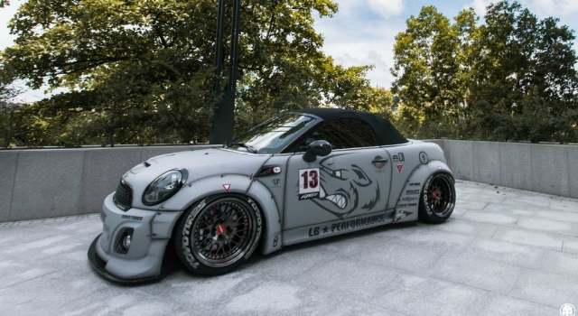 Liberty Walk改装MINI R59 宽体低趴