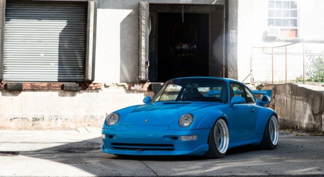 保时捷993 GT2改装鉴赏 最适合夏天的蓝色青蛙