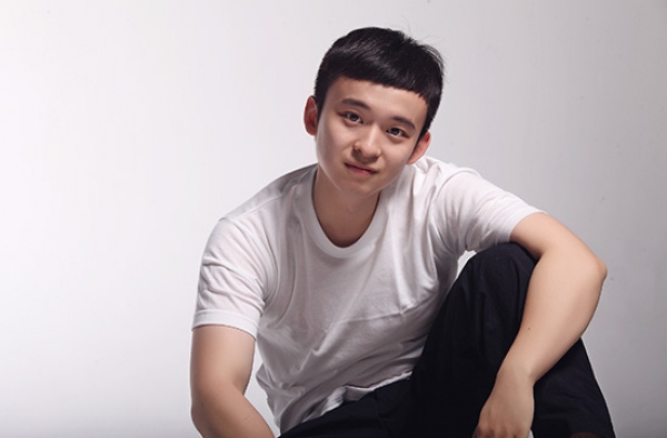 董子健妈妈竟是内地第一经纪人 董子健妈妈资料背景揭秘