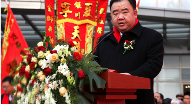 银川新华联购物中心开业首日嗨爆全城