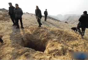 ����10����Ĺ����ҹǱ���δ���Ĺ ������4������