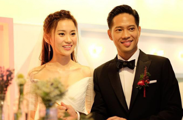 背负8年“小三”骂名 杨爱瑾终为富豪老公诞下一子