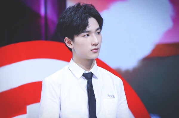 变形计李宏毅揭秘节目剧本 变形记有剧本是真的吗