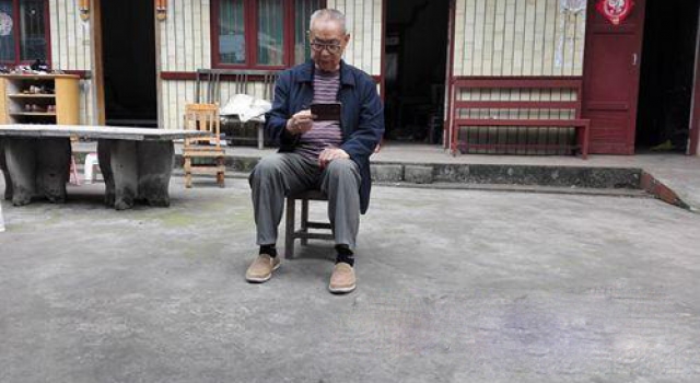老人20年存款不翼而飞 存3406元20年后只剩70元？