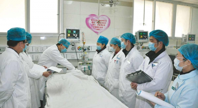 医生垫医药费被打怎么回事？竟是自己老婆先动的手