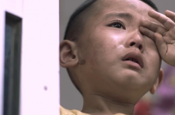 幼师注射器扎幼儿屁股称是吓唬 网友:吓唬吓唬你怎么样