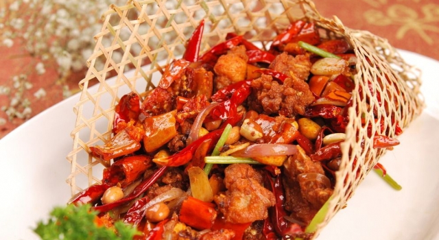 听说夏天吃辣更解热 鸡中翅与辣更配哦!