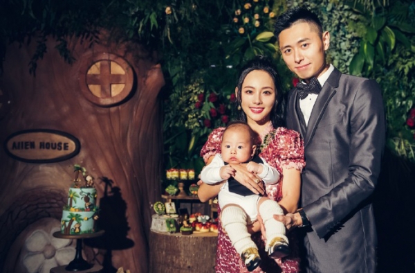 张嘉倪老公买超身价不一般 张嘉倪老公是谁？