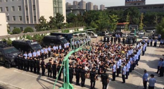 西安警力不到12小时端掉429个传销窝点 传销害人不浅