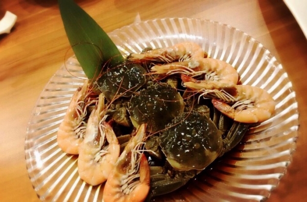 女子吃虾测出酒驾怎么回事？这些带“醉”的菜慎点！