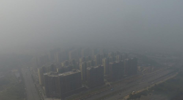 雾霾突袭湖南长沙 污染指数爆表太可怕