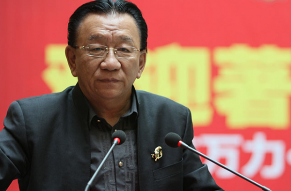 侯耀华经纪人回应 和安娜金并非师徒关系
