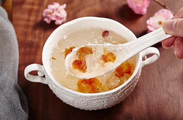 燕窝怎么炖 这样做美容养颜又好吃