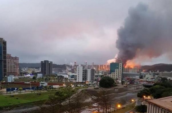 台湾炼油厂爆炸 尚未传出人员伤亡消息