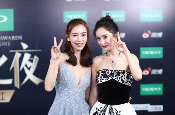 杨幂零点为Baby送生日祝福 为何还被说塑料姐妹花