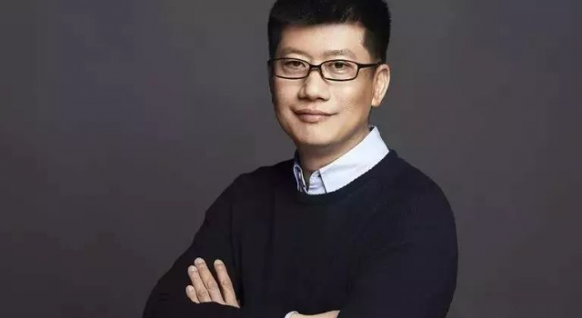 北大网红教授离职 网络授课卖出2000万引争议？