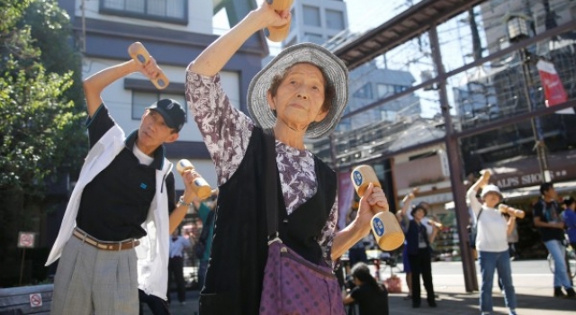 日本大和市宣布：70多岁不能算老人