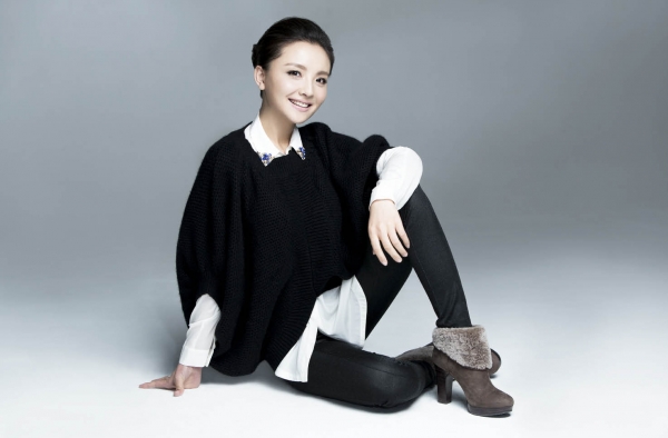 马雅舒回应撞脸孙茜获赞 原来孙茜素颜也是大美女