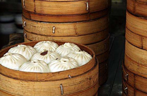 买包子误付14万一个月未现身 老板正紧急寻找你！